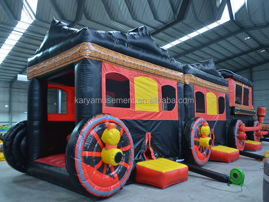 Commerciële opblaasbare trein obstakelbaan Combo Bounce House voor outdoor kids games