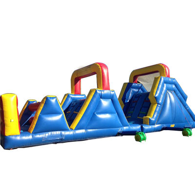 Kenmerken PORTABLE Commerciële opblaasbare hindernisbaan met Rock Climbing Wall Combo