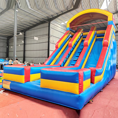 Opblaasbare spelletjes voor kinderen Verhuur voor commerciële feesten PVC-opblaasbare waterglijbaan met dubbele baan