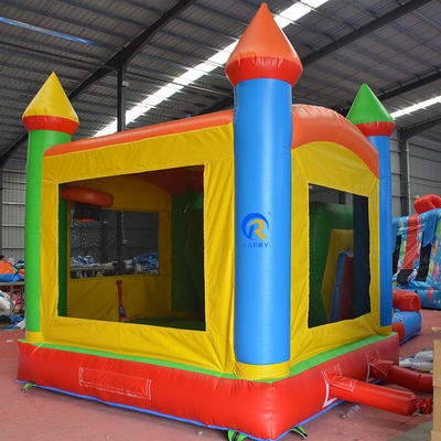 Gepersonaliseerde kleur Commerciële kwaliteit PVC Rainbow opblaasbaar springhuis met slide combo