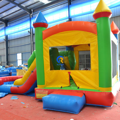 Gepersonaliseerde kleur Commerciële kwaliteit PVC Rainbow opblaasbaar springhuis met slide combo