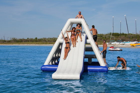 Transformeer je waterpark met ons opblaasbare pretpark en reparatie kits inbegrepen