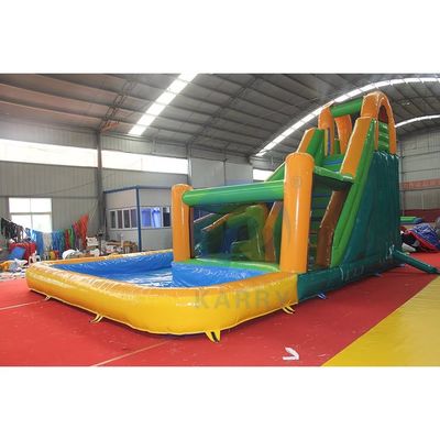 PVC-materiaal Kinderspeletje Buiten Kleine opblaasbare waterpark Spellen met en 5-10 passagiers