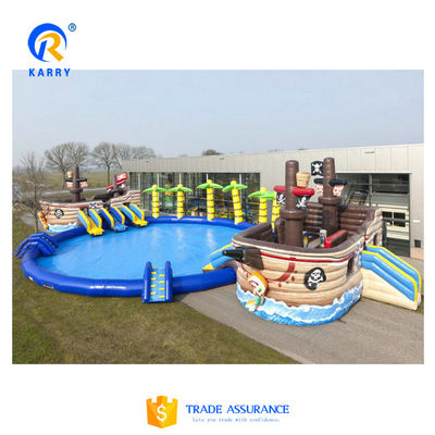 Gepersonaliseerde kleur water glijbaan opblaasbaar zwembad voor piratenschip opblaasbaar waterpark