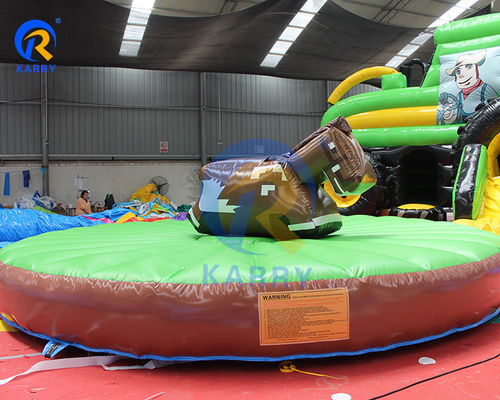 Direct leveren gekke opblaasbare mechanische stierenvechtspellen voor volwassenen Riding Bull Rodeo
