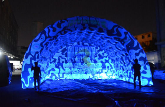 Outdoor speeltuin Kleurrijke Led opblaasbare tunnel-toegangstent voor evenementen