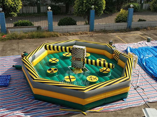Ervaar de spanning van onze opblaasbare wipingbaan perfect voor feesten en meer