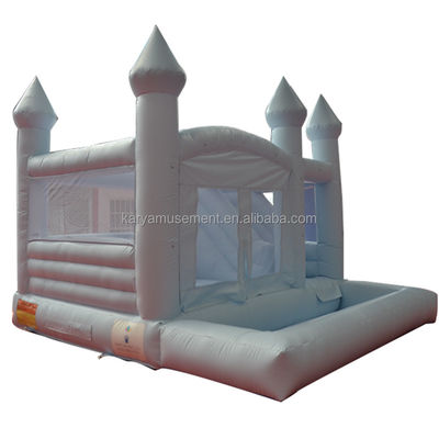 Gepersonaliseerde kleur Draagbare bruiloft Bounce House Combo Glijbaan en Ball Pit voor kinderen