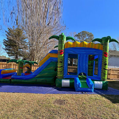 Spelen voor kinderen springtrampoline Groen opblaasbaar Tiki Huk kasteel Combo glijbaan