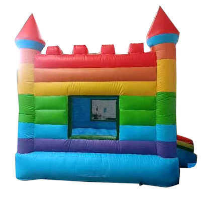 Regenboogopblaasbaar springkasteel PVC-trampoline met blazer