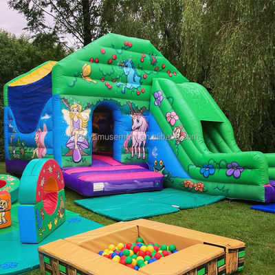 Ervaar de spanning Commercieel opblaasbaar kasteel met waterslider voor familiefeest