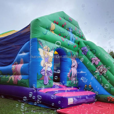 Ervaar de spanning Commercieel opblaasbaar kasteel met waterslider voor familiefeest
