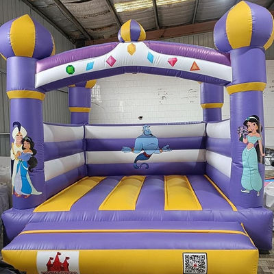 Laatste stijl Paarse opblaasbare springkastel huis voor kinderen op maat geaccepteerd