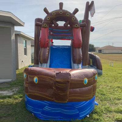 27ft Volwassenen Grootte Piratenschip opblaasbaar springhuis met glijbaan en waterglijbaan combo