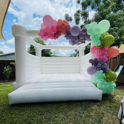 Persoonlijke grootte Witte Moonwalk opblaasbare uitsmijters voor PVC Bouncy Castle in pastelkleur