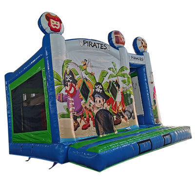 Gepersonaliseerde kleur Commercieel PVC Piraten thema opblaasbaar springkasteel met droge glijbaan
