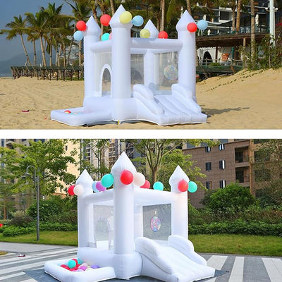 Blower inbegrepen Baby Wit Decoratief PVC opblaasbaar springhuis voor familiefeest