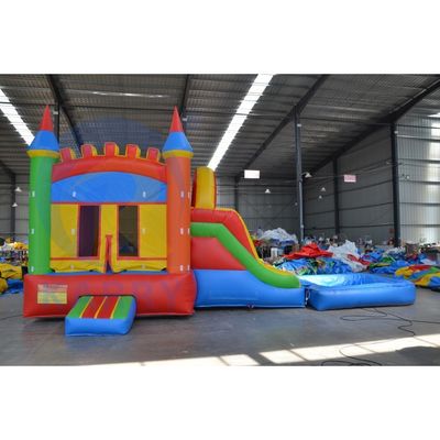 CE-certificaat Kinderen Commercieel opblaasbaar springend springhuis met glijbaan en zwembad