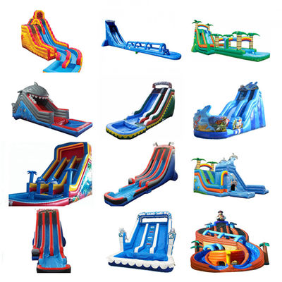 Commerciële gelegenheden PVC lucht gevulde achtertuin opblaasbare waterslide met zwembad