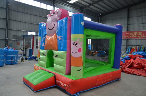 Commercieel evenement Promotie opblaasbare kasteel glijbaan met kinderen Cartoon varken Bounce House