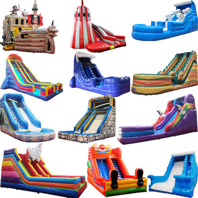 Toegestane passagiers 5-10 Kinderen kunnen genieten van deze populaire opblaasbare waterslide