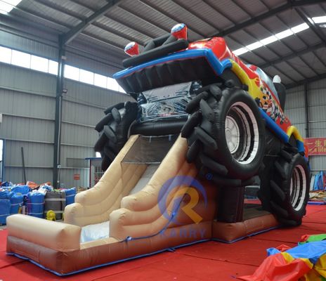 OEM Acceptabele PVC Offroad Auto Race Car Trampoline Glijbaan Combinatie Elastisch Kasteel