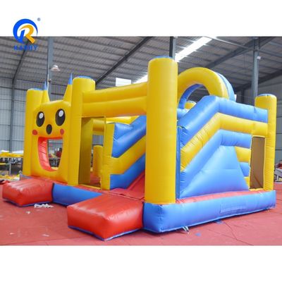 OEM aanvaard ontwerp Pikachu opblaasbare uitschuiver lucht water glijbaan springende bouncy kasteel