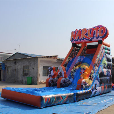 Commerciële PVC opblaasbare apparatuur Warmbloedige anime personages Waterslide met zwembad