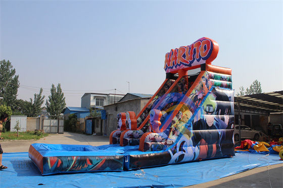 Commerciële PVC opblaasbare apparatuur Warmbloedige anime personages Waterslide met zwembad