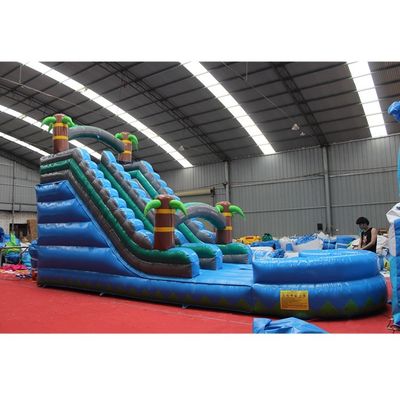 Gepersonaliseerde opblaasbare zwembadglijbanen voor grote feestjes in het buitenleven
