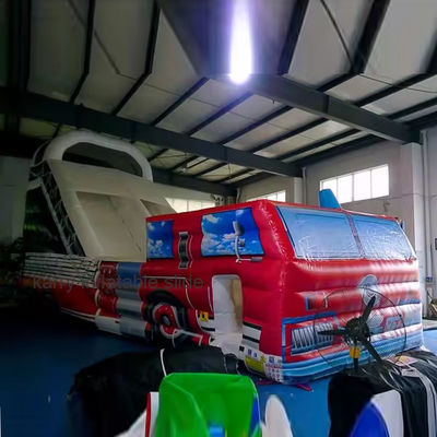 Grote brandweerwagen opblaasbare droge glijbaan voor commerciële partijen