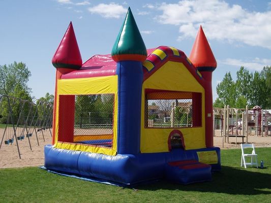 Unisex zomer waterpark opblaasbaar springhuis met glij- en springkasteel spel