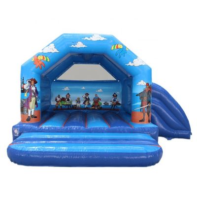 Op maat gemaakte kleurrijke PVC opblaasbare springkasteel met waterglijbaan reparatie kits inbegrepen