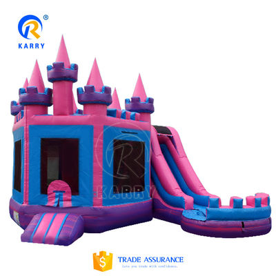 Functies PORTABLE opblaasbare springende springkasteel combo voor feest plezier en spelletjes