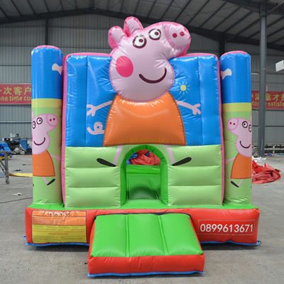Unisex Hot Pink Cartoon Pig Bouncy Castle met glijbaan en aangepast zee PVC avontuur