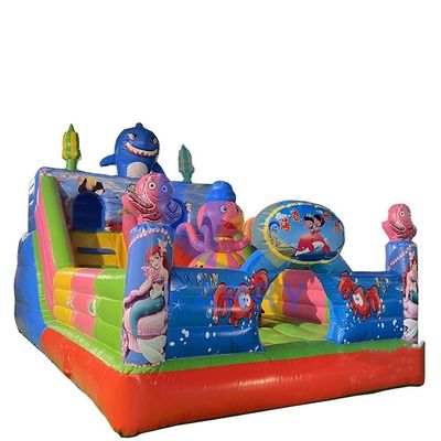 Happy Water World opblaasbaar springkasteel met droog glijbaan en zeebouncer