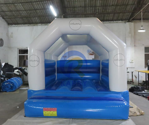 Wit en blauw commercieel springkasteel opblaasbaar springhuis voor unisex speeltuin