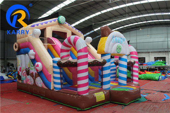Kinderen buiten speeltuin Essentiële KARRY opblaasbare Candy House Combo Bouncer met glijbaan