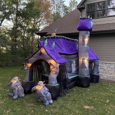Gepersonaliseerde maat Gepersonaliseerde opblaasbare spookhuis Bounce Castle voor kinderen en volwassenen