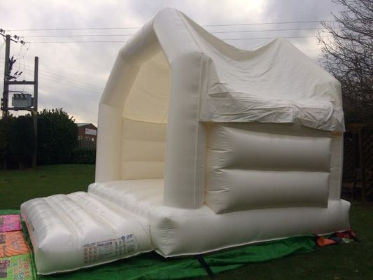 14 jaar en ouder Op maat gemaakt kleurrijk springkasteel voor buiten bruiloft en feest