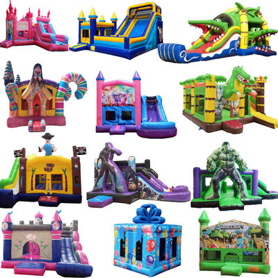 Unisex opblaasbare fun city uitrusting met springkasteel en glijcombo