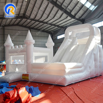Gepersonaliseerde grootte Wet Dry Bouncer Slide Combo Opblaasbare Bouncy Moonwalk Spring kasteel