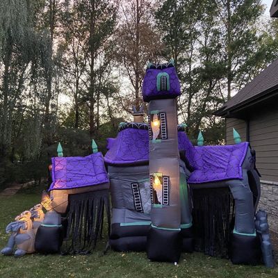 Draagbaar Halloween-thema opblaasbaar spookhuis voor volwassenen