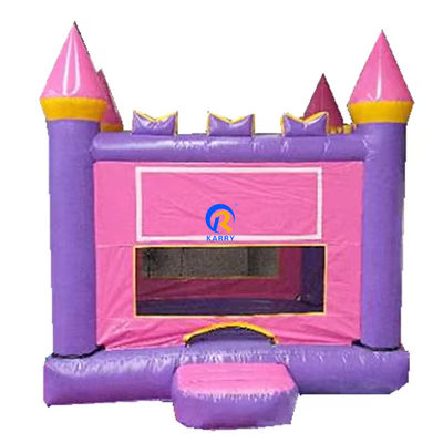 Roze opblaasbare kastel voor kinderen