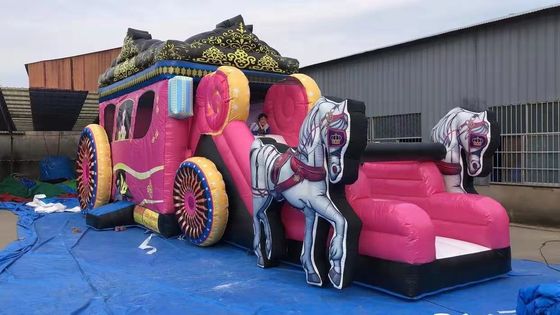 Opblaasbare uitsmijter met glij- en reparatiepakket Commercial Pink Princess Carriage Combo