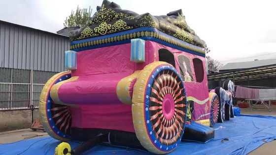 Opblaasbare uitsmijter met glij- en reparatiepakket Commercial Pink Princess Carriage Combo