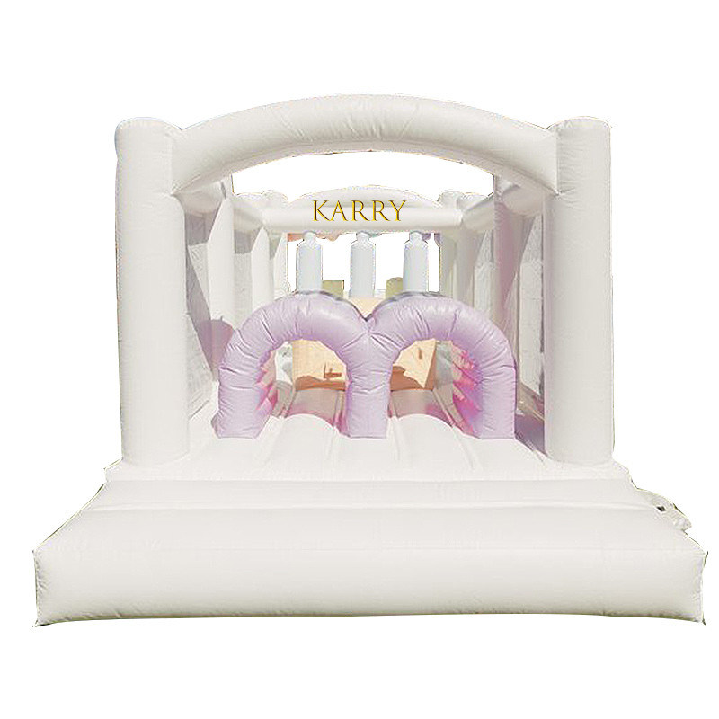 Kinderfeest opblaasbare hindernisbaan met baby uitsmijter in levendige kleuren